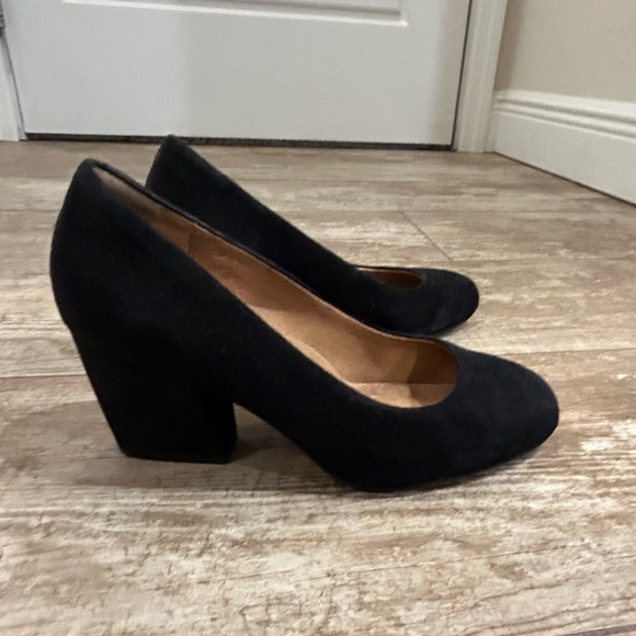 Sofft black suede heels - size 8 - Picture 5 of 8
